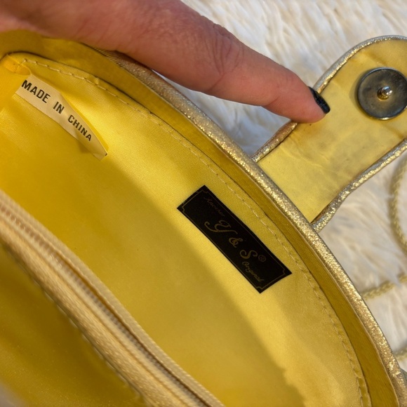 Y&S Original Vintage Rare Clam Shell Shape Gold  Evening crossbody purse - Picture 10 of 13
